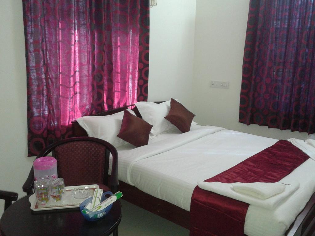 Hotel Yes Way Inn Mahabalipuram Rom bilde